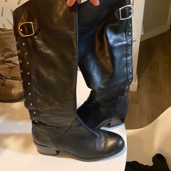 Arturo Chiang Black leather boots - Picture 1 of 8